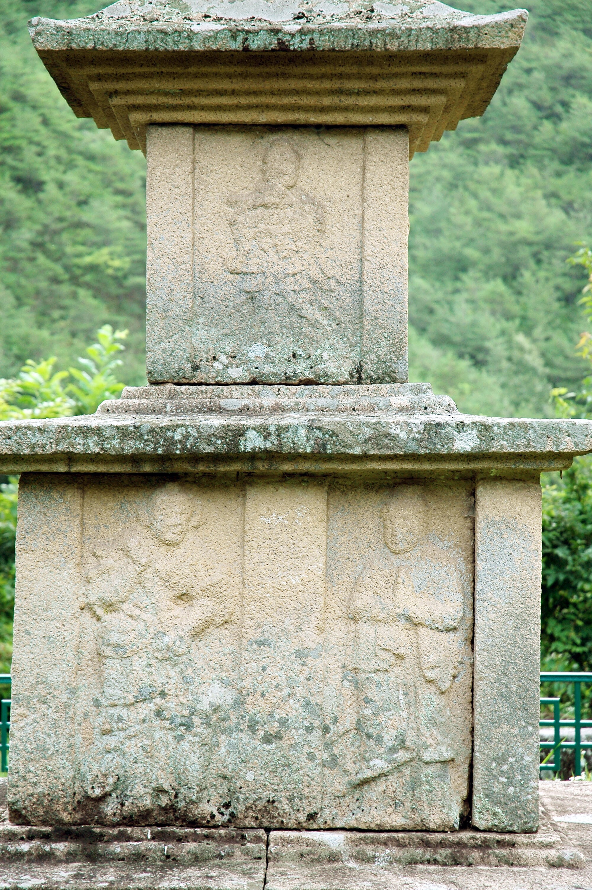 의성 관덕리 삼층석탑_8