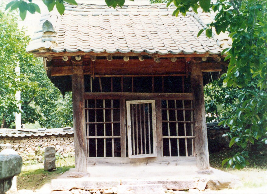 청도 박곡리 석조여래좌상_16